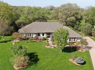 S31W31584 Harvest View Dr, Waukesha, WI 53189