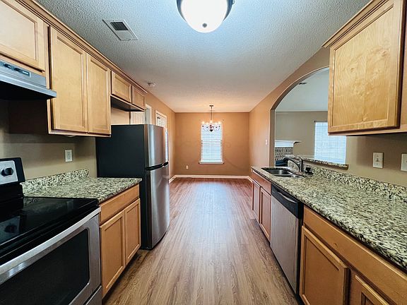 5th image of 9415 Darren Cir S