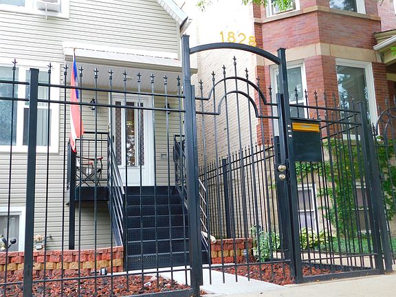 3rd image of 1828 N Kedzie Ave