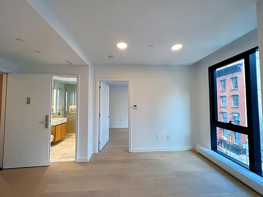 Rented by MaxInvest Real Estate, Inc. | media 12