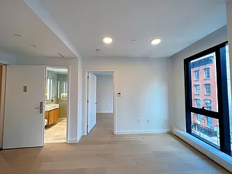 Rented by MaxInvest Real Estate, Inc.