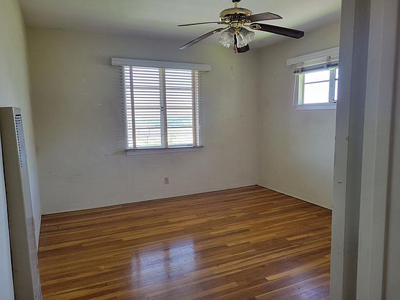 5th image of 765 E Pine St