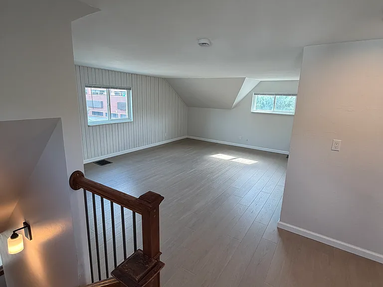 400 E 24th St #2 — Photo 1