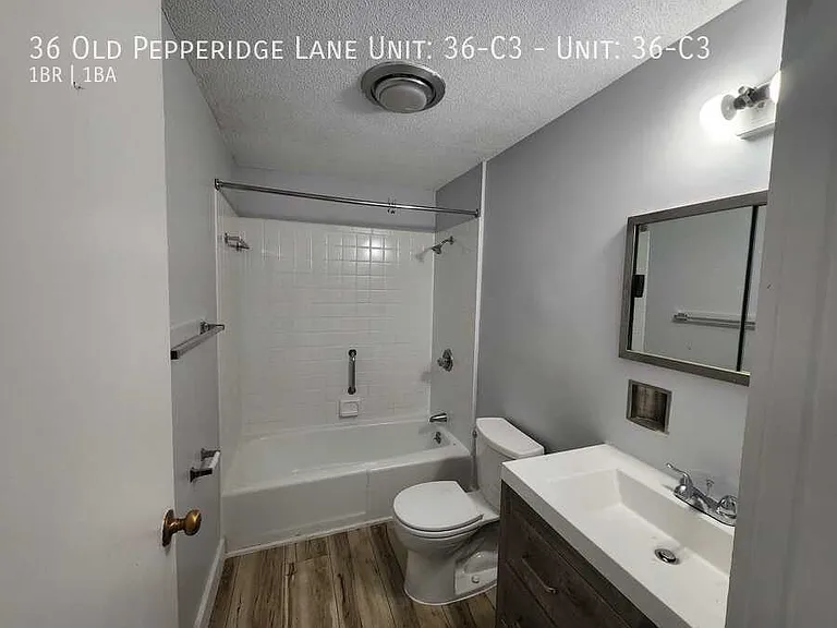 36 Old Pepperidge Ln #C3 — Photo 6