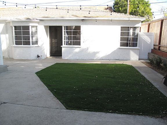 2nd image of 3701 Promontory St