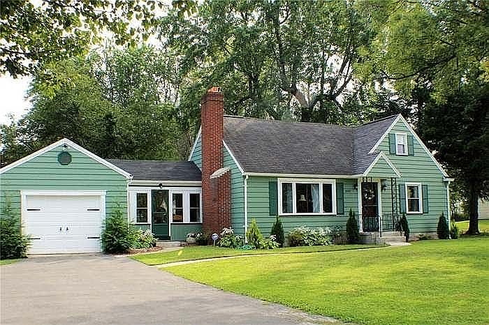 2nd image of 3007 Latta Rd