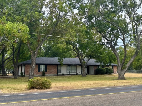 108 W Lewis St, Crandall, TX 75114