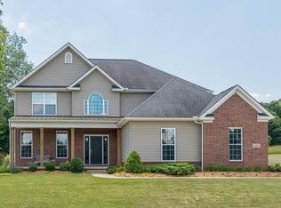 325 Baker St, Manchester, MI 48158