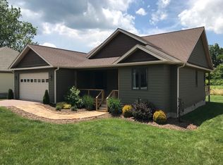 26 Linn Garden Ln, Swannanoa, NC 28778