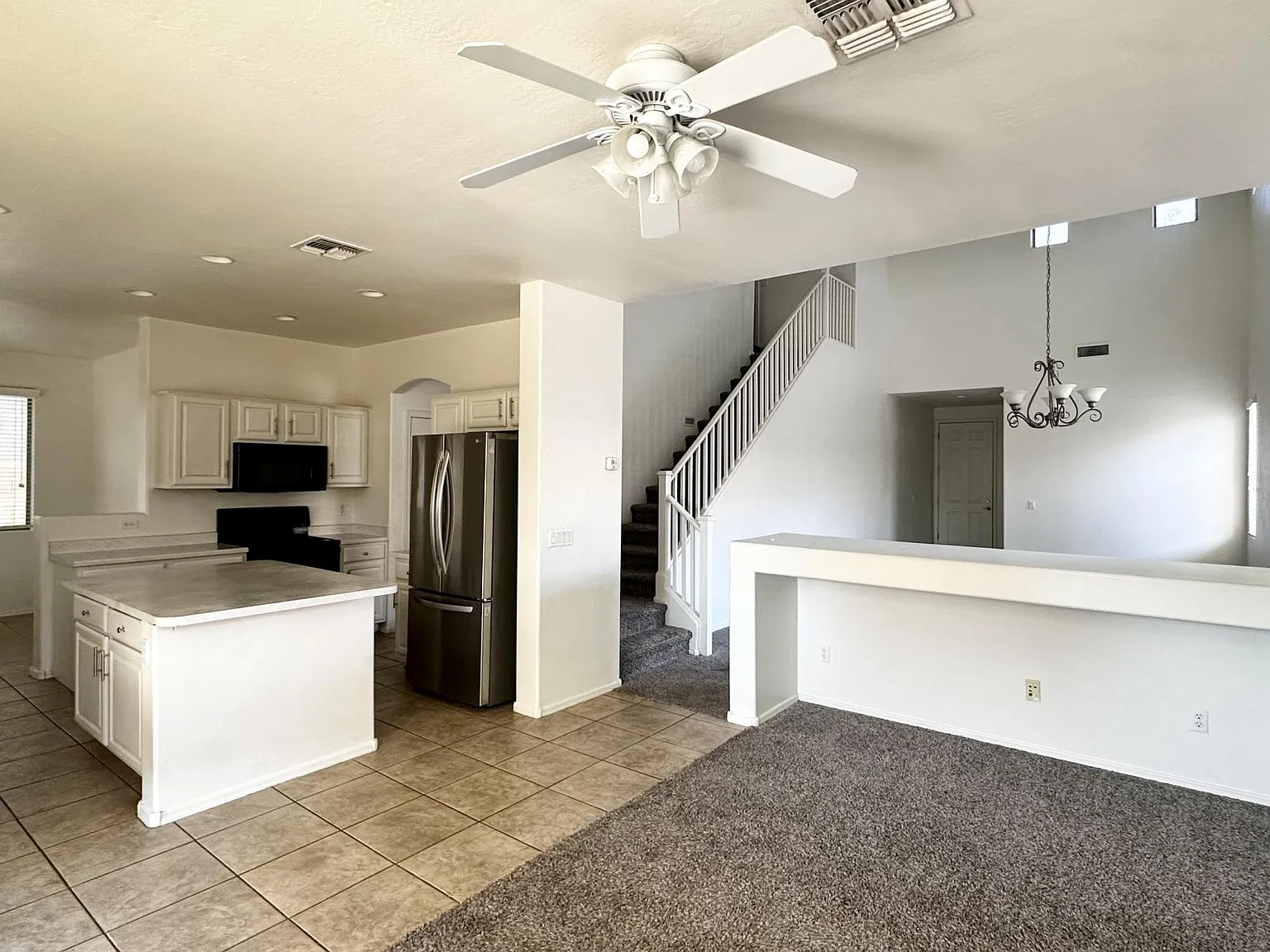 7044 S Bridal Vail Dr — Photo 2