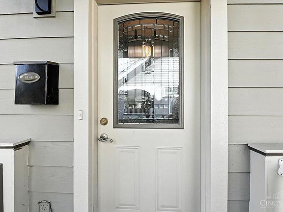 4th image of 1770 E McMillan St #2