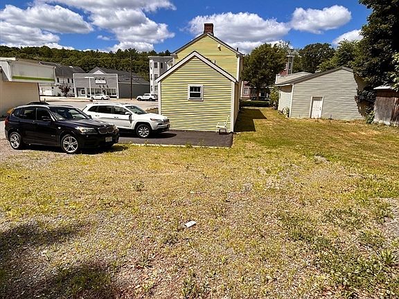 4th image of 2246 Providence Rd