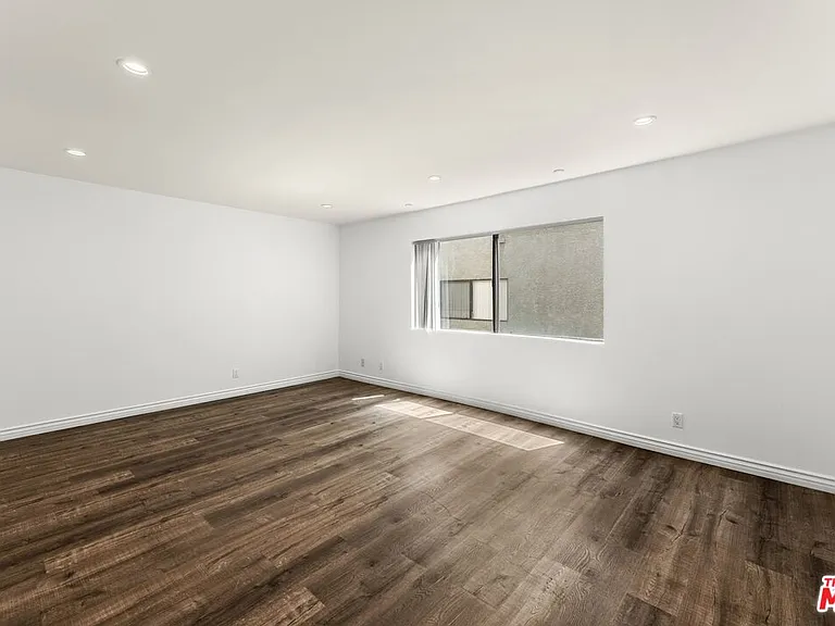 6212 Fulton Ave #103 — Photo 10