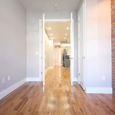 Rented by Nooklyn NYC LLC | media 39