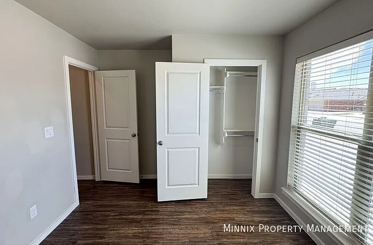 2112 N Avenue L #A — Photo 11