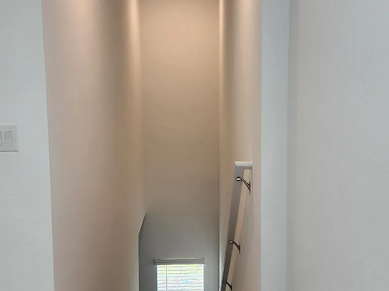 2529 Leonia Ln — Photo 14