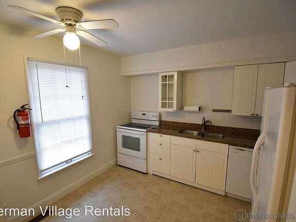 2nd image of 37 E Blenkner St