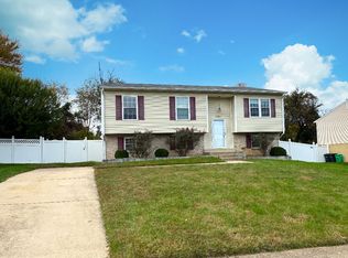 3304 Barcroft Dr, Upper Marlboro, MD 20774