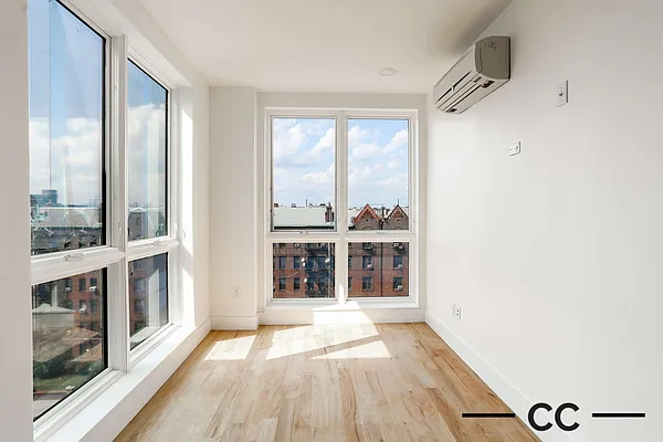 Rented by Commercial Capital Resources INC | media 21