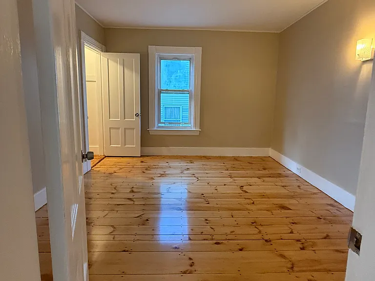 17 Reed St #2 — Photo 5