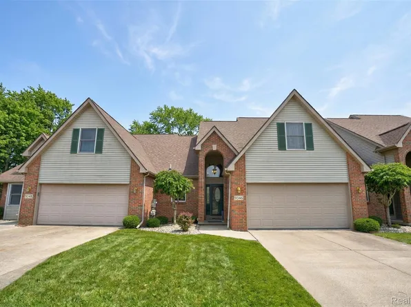 9346 Golfcrest Cir, Davison, MI 48423