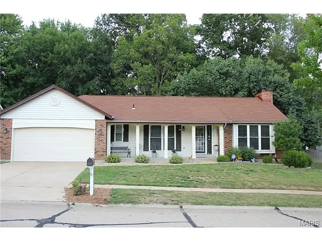 209 Golden Valley Dr photo 1