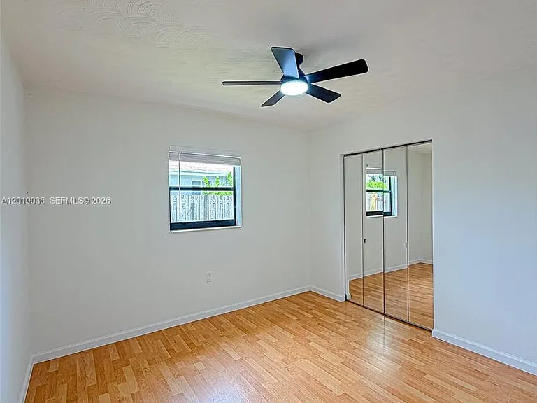 240 NW 36th St — Photo 16