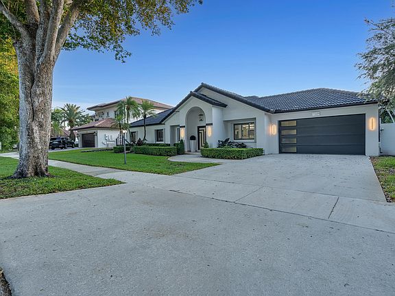 3rd image of 15536 NW 83rd Avenue