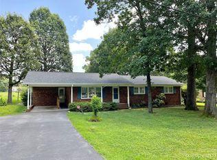 5869 Circlewood Dr, Kannapolis, NC 28081