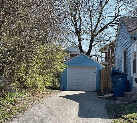 3rd image of 6045 Birchwood Ave