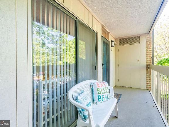 2nd image of 1526 Moorings Dr Suite 12B