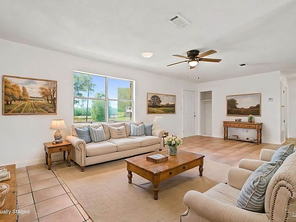 5th image of 3048 Rainbow Ln