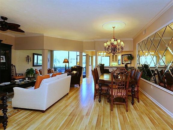 5th image of 5241 Heron Way #103-3