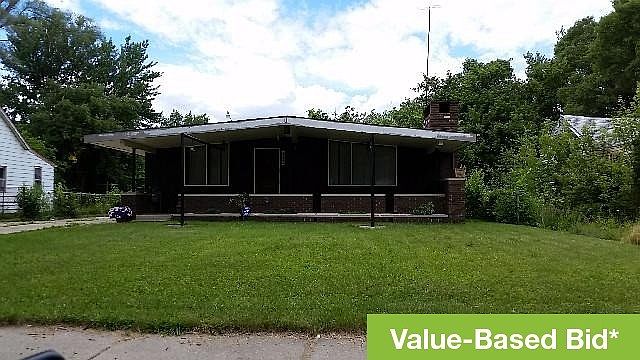 1st image of 28640 Glenwood St