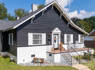 306 Hillcrest Dr, Lexington, NC 27292