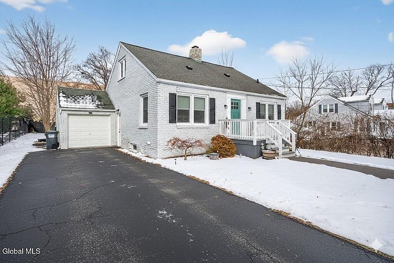 2nd image of 23 Catskill Avenue