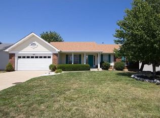 1221 Hearthside Dr, Saint Charles, MO