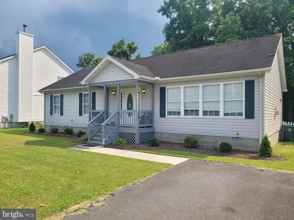 108 Upshur Ln, Berlin, MD 21811