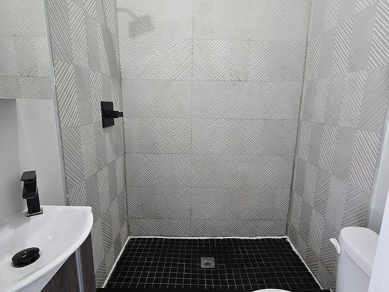 112 Duncan Ave #3LA — Photo 4