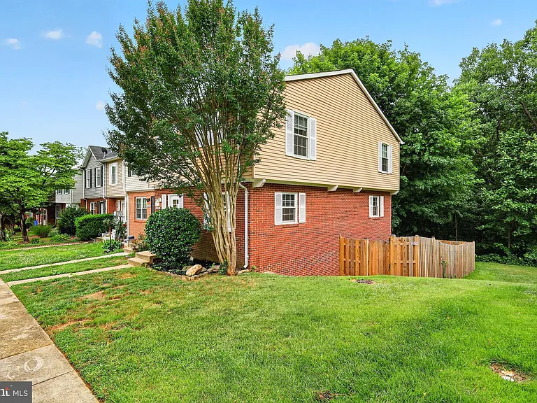 15063 Cherrydale Dr — Photo 36
