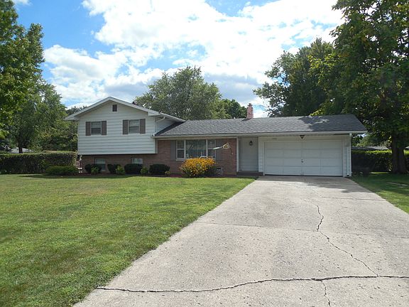 2nd image of 1001 Lawndale Dr