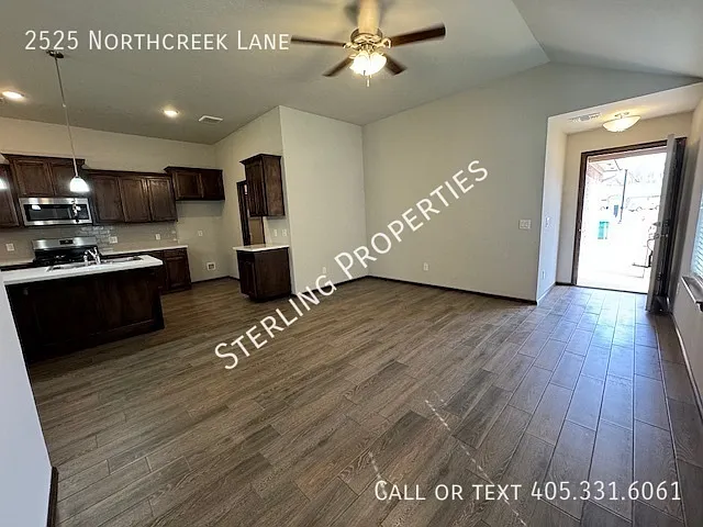 2525 Northcreek Ln — Photo 19