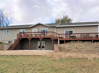140 Summer St, Yankton, SD 57078