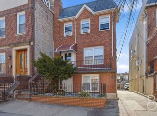 25-49 42nd St, Astoria, NY