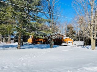 119 Briarwood Dr, Marquette, MI 49855