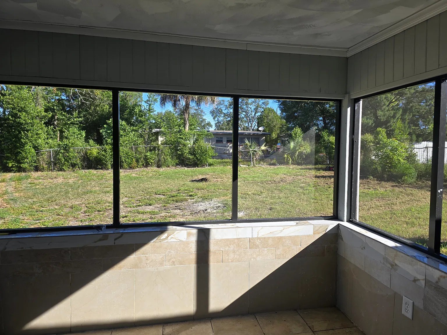 6129 Balboa Dr — Photo 3