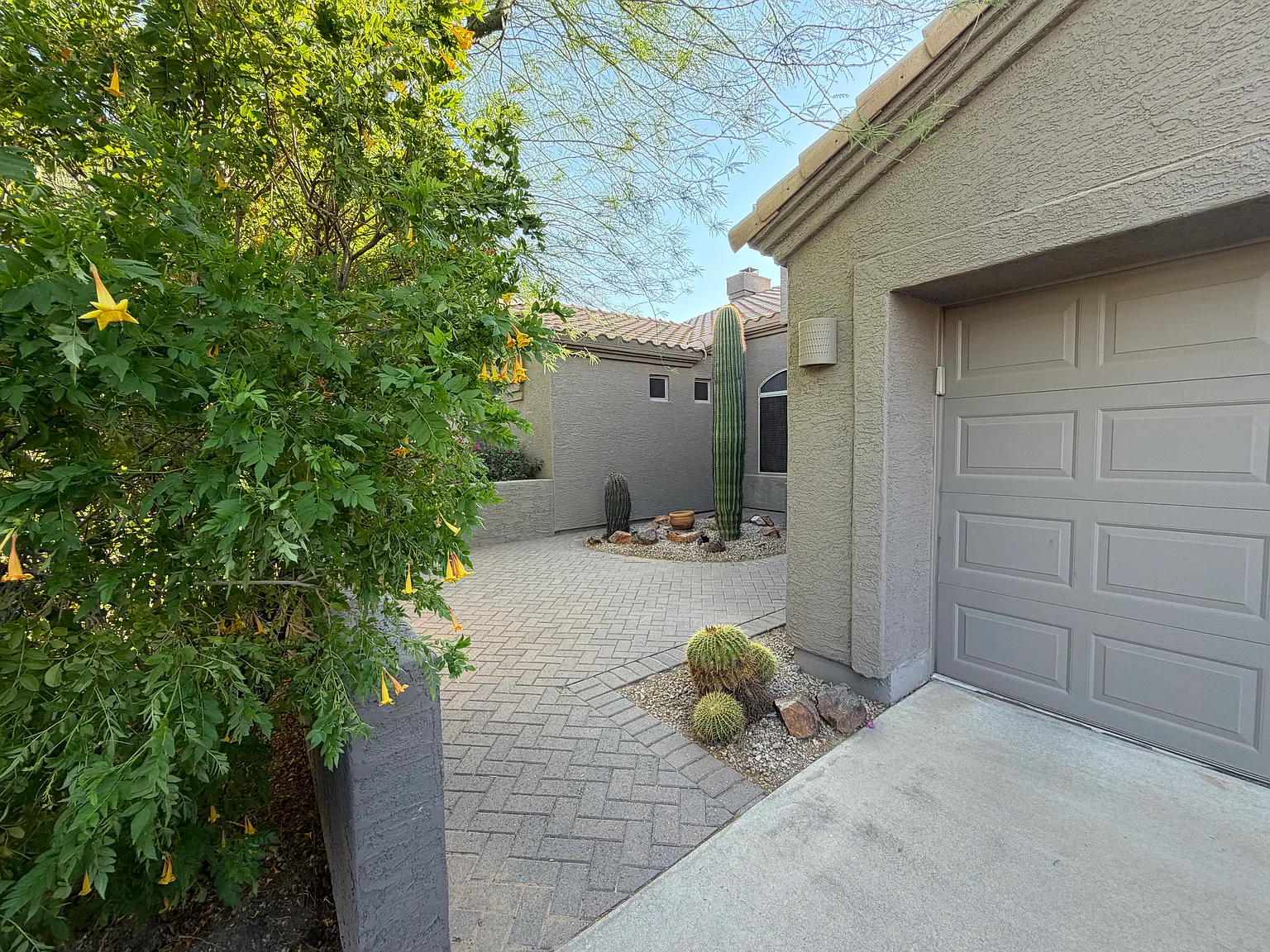 4 bed, 2667 sqft, $4,500 — Photo 1