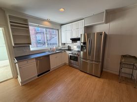19 Salutation St, Boston, MA