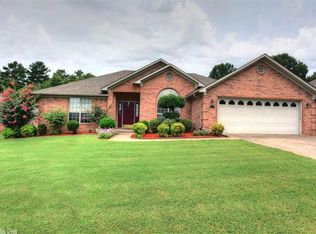 1565 Amelia Dr, Conway, AR 72034