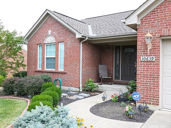 2nd image of 10639 Pepperwood Dr